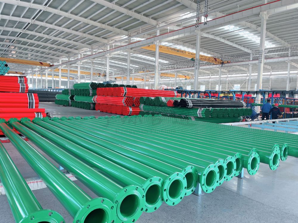 亨源涂塑鋼管成品擺放區(qū) 亨源涂塑鋼管成品擺放區(qū)